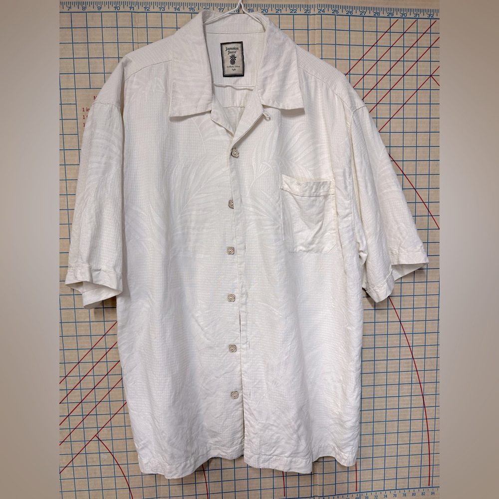 Jamaica Jaxx Button Down Shirt Mens Sz Large Ivory Color,Palm Pattern, 100% Silk